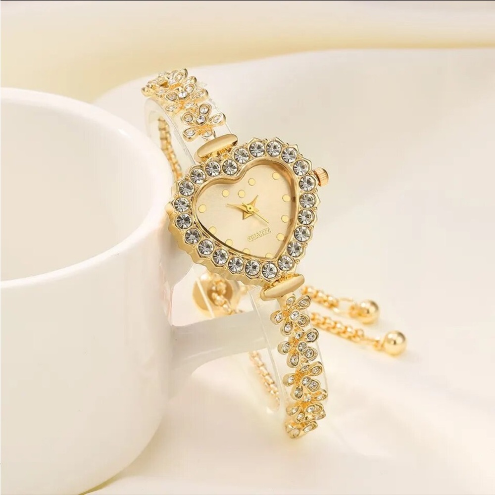 Heart wrist watch